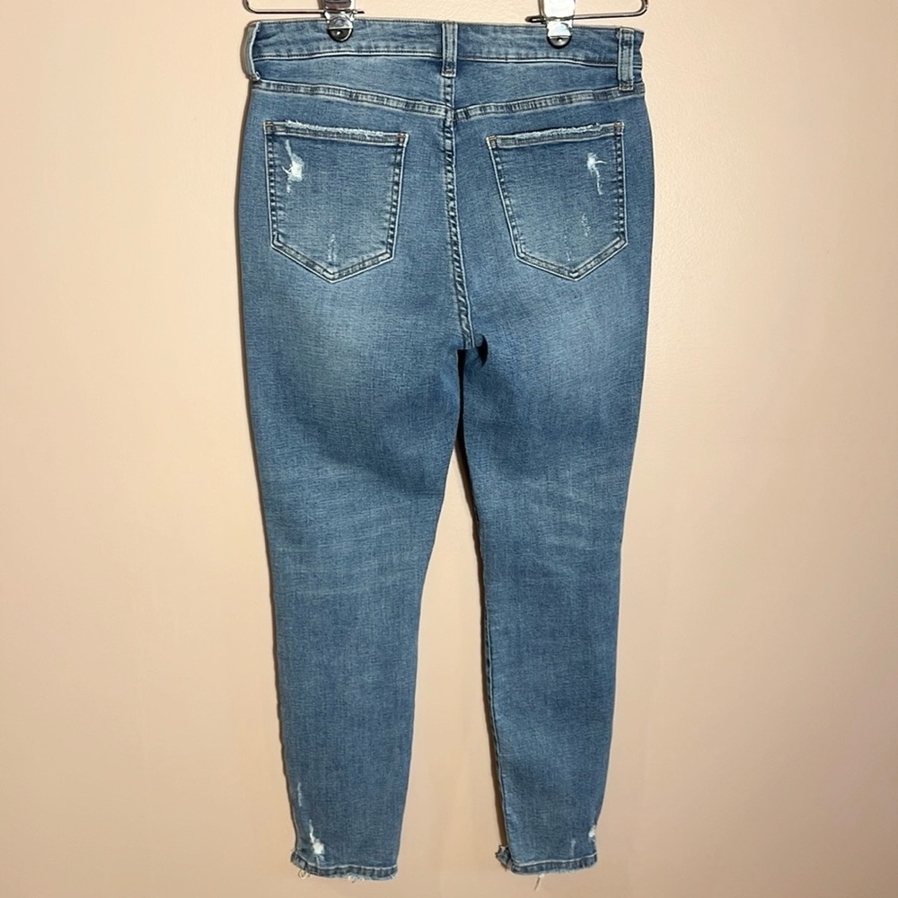 Pistola Destructed Skinny Jeans - Picture 4 of 8